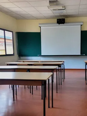 Quais são os benefícios de trazer tecnologia para a sala de aula?
